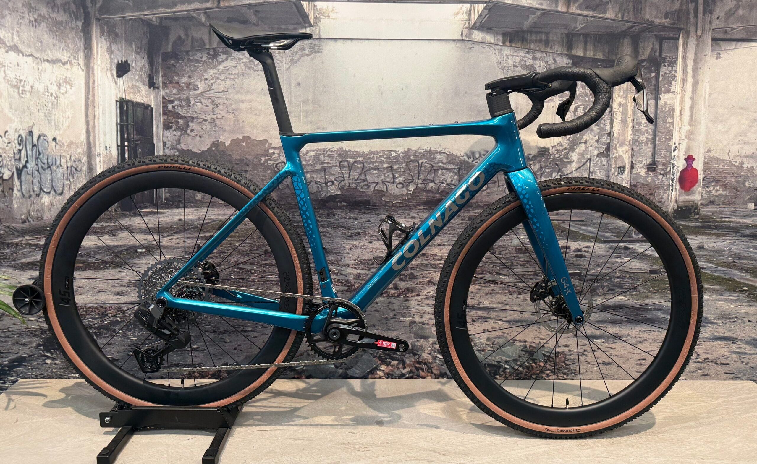 Colnago G4-X – Gravelbike – 52 cm (56) – Blauw – SRAM Rival – Vision 45